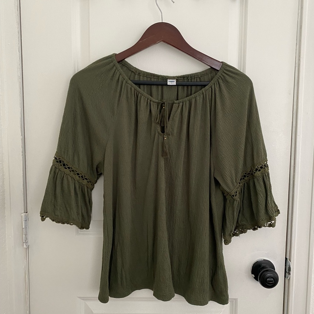 Float olive green blouse(Worn once)